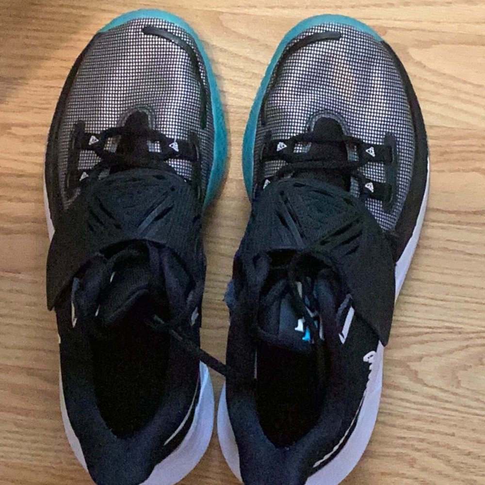 Men’s Basketball Shoes